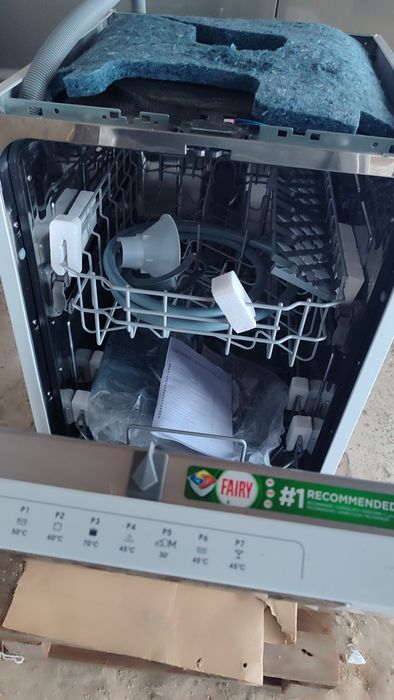 Zmywarka candy Brava 45cm (45.8cm) wolnostojąca , nowa, z outletu