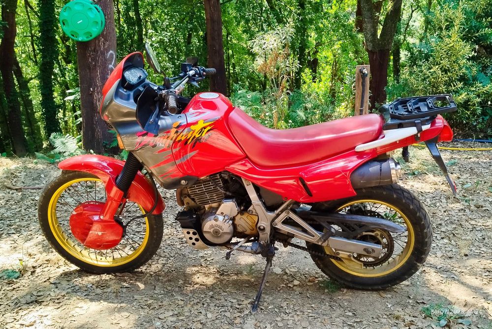 Honda Dominator 650 impecável e original