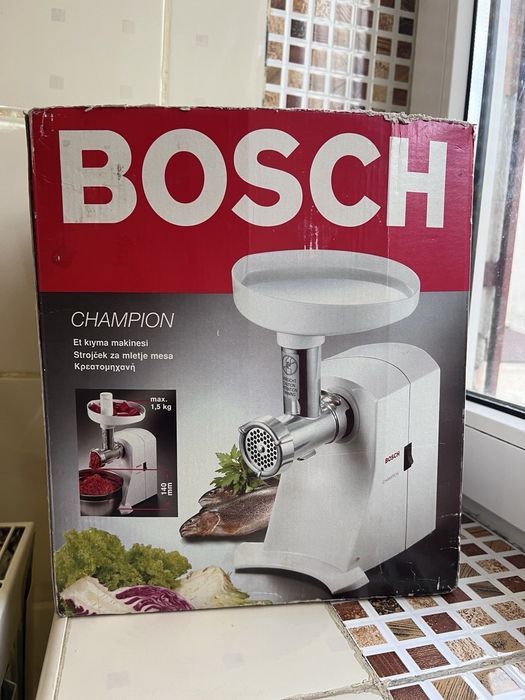 М’ясорубка Bosch Champion MFW 1501, в гарному стані, повний комплект
