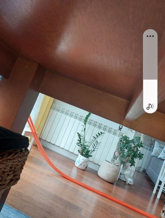 Stol do jadalni trwały i solidny