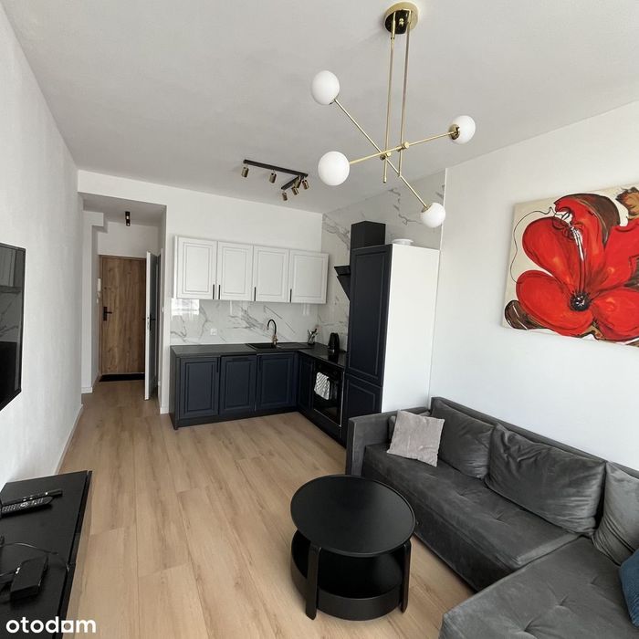 Mieszkanie 3-pokojowe w Gdyni -balkon, parking , winda.