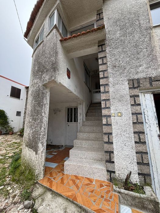 Moradia t3  com terreno
