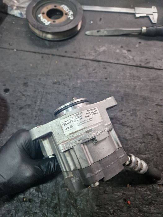 Bomba direção iveco