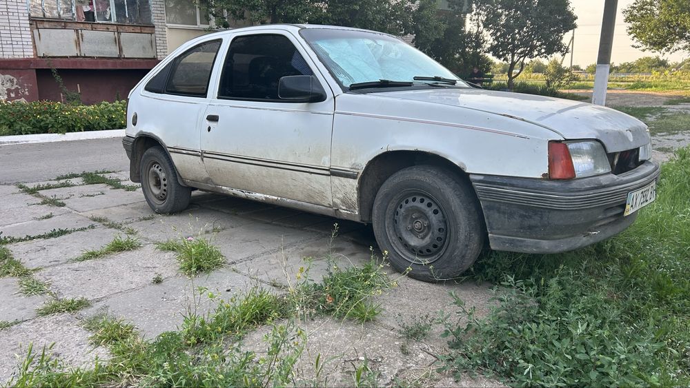 Опель кадет 1.3
