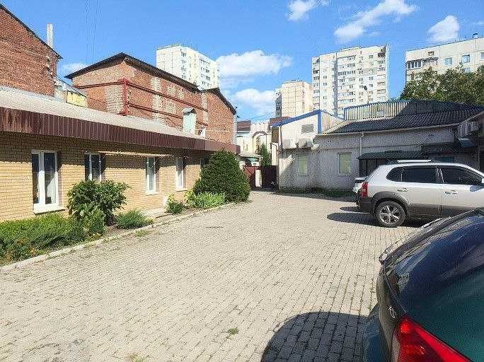 G4 Продам помещение 112м2 + 2 бокса по 56м2  по ул Молочной