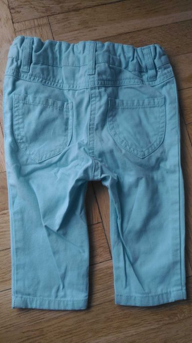 Pastelowe spodenki jeansy z serduszkami r. 62 + gratis