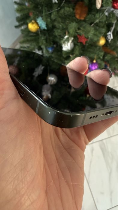 Продам iphone 13 green