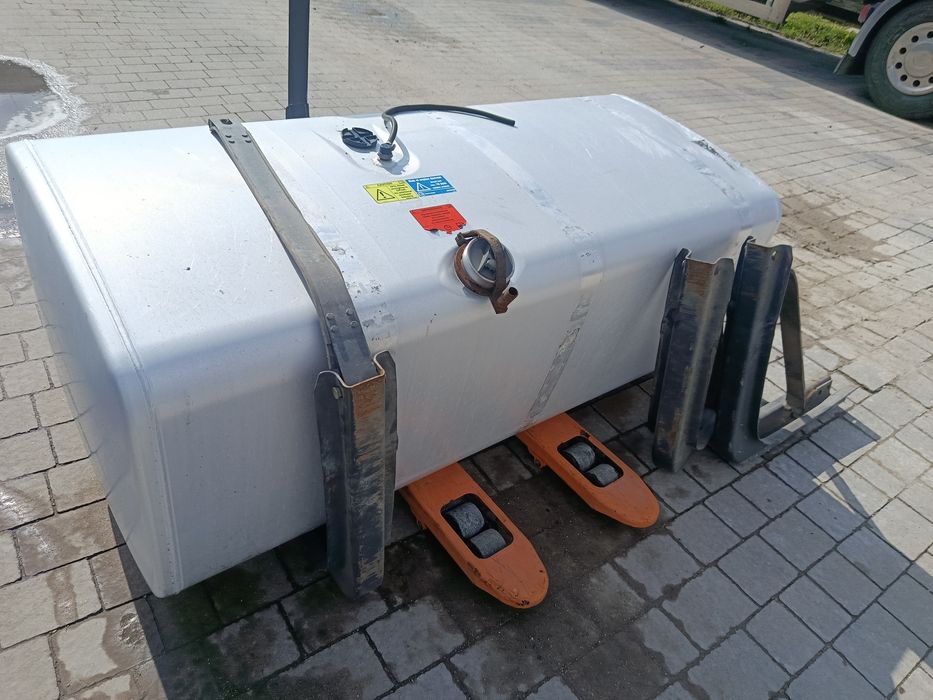 Zbiornik paliwa Scania 700 litrow