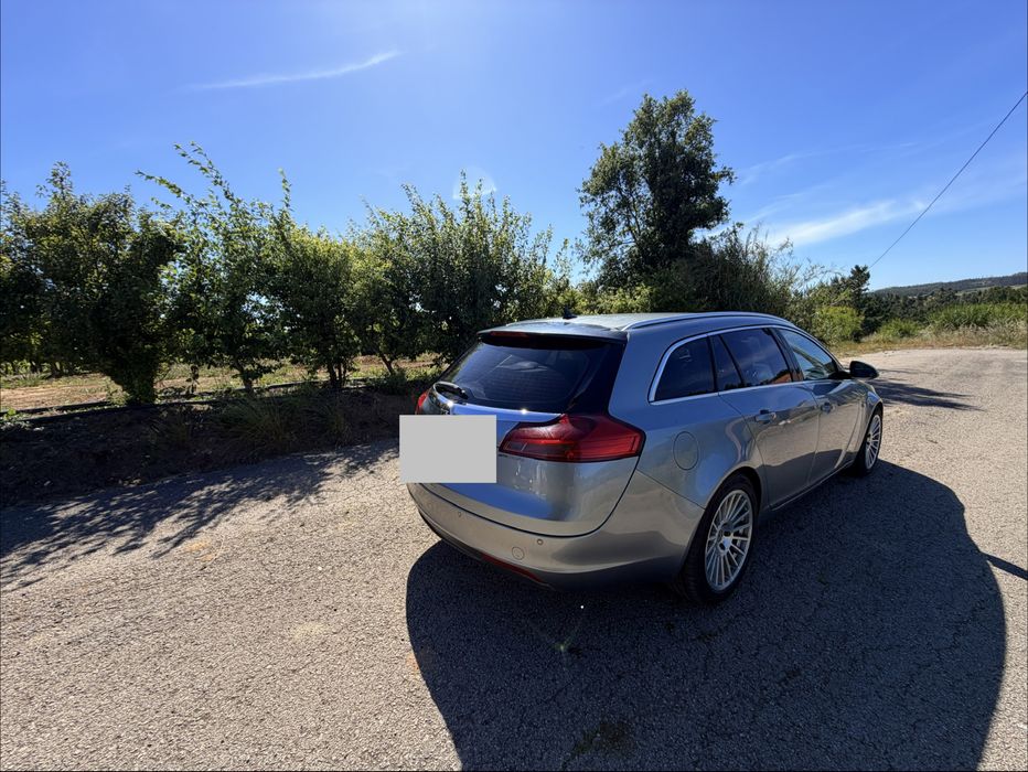 Opel Insignia  2.0  2010