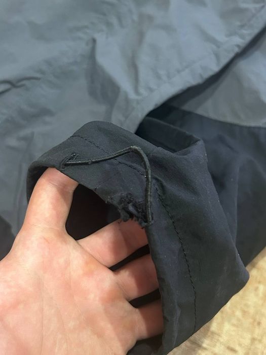 Чорні нейлонові штани