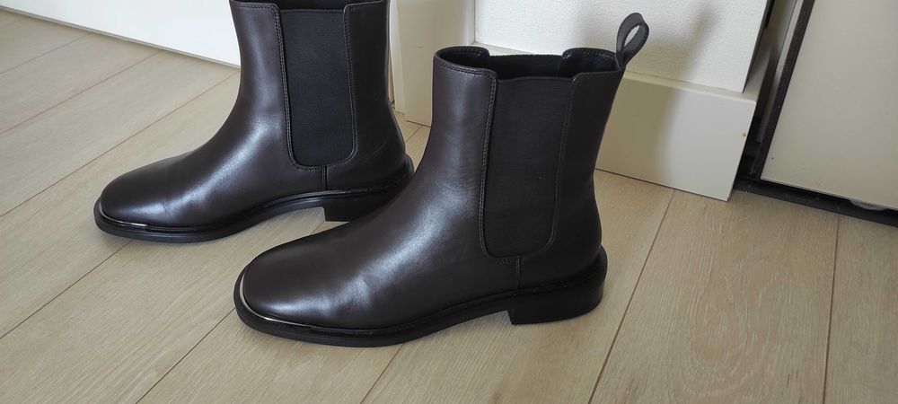 Нові!!! Жіночі шкіряні черевики челсі(демісезонні)