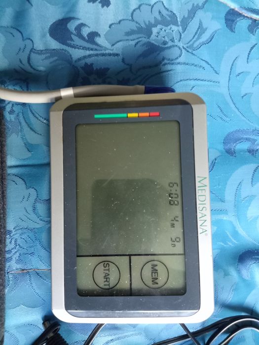 Продам тонометр.