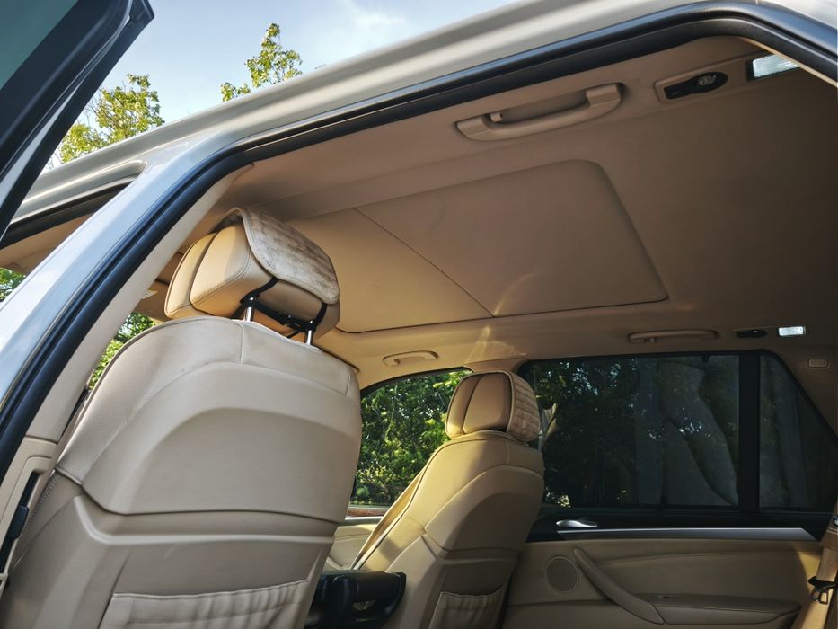 Подам BMW X5 E70