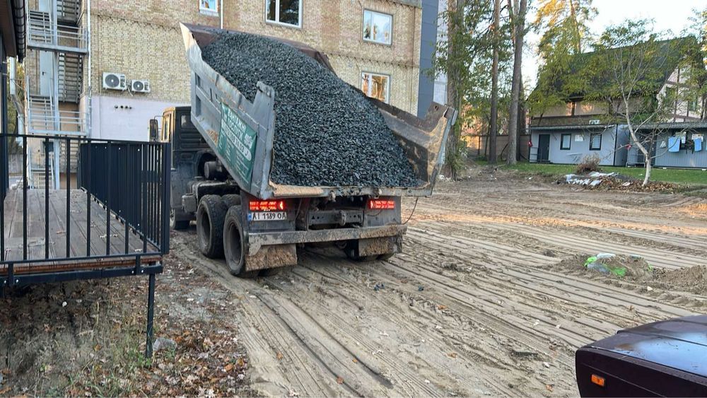 Доставимо:Дроблений бетон,бой цегли,пісок,щебінь Чернозем Вивіз сміття