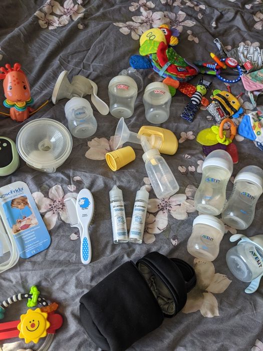 Молоковідсмоктувач Avent, Medela, Nuby , пляшечки , аспіратор для носа