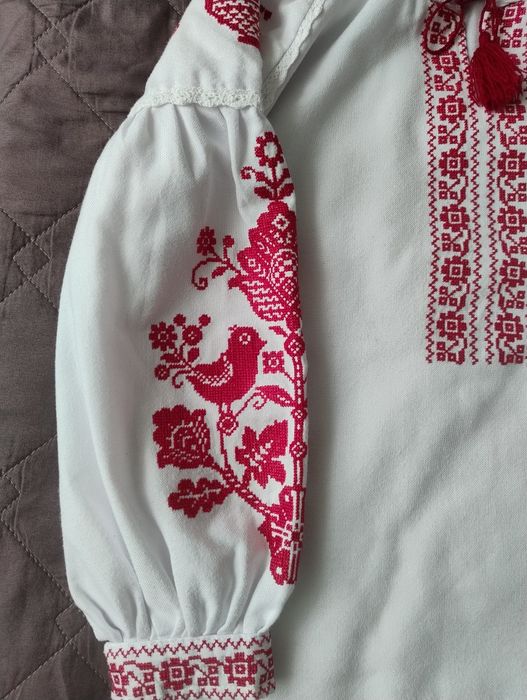 Вишиванка для дівчинки 9-11 років
