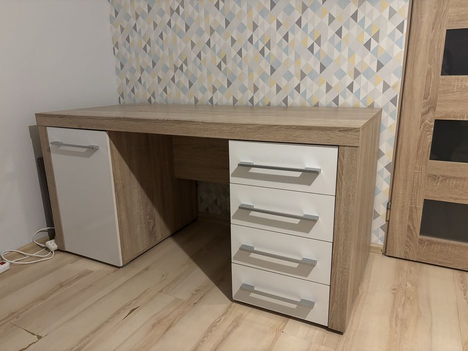 duze biurko w zestawie szafa,tylko odbior osobisty