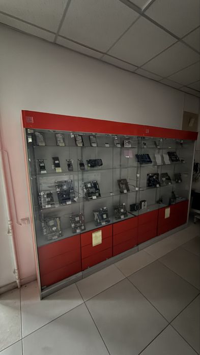Вітрини для магазину, торгові вітрини, торгове обладнання, вітрина