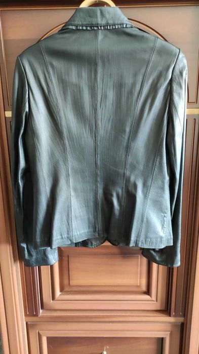 Куртка жіноча з натуральної шкіри .Турція