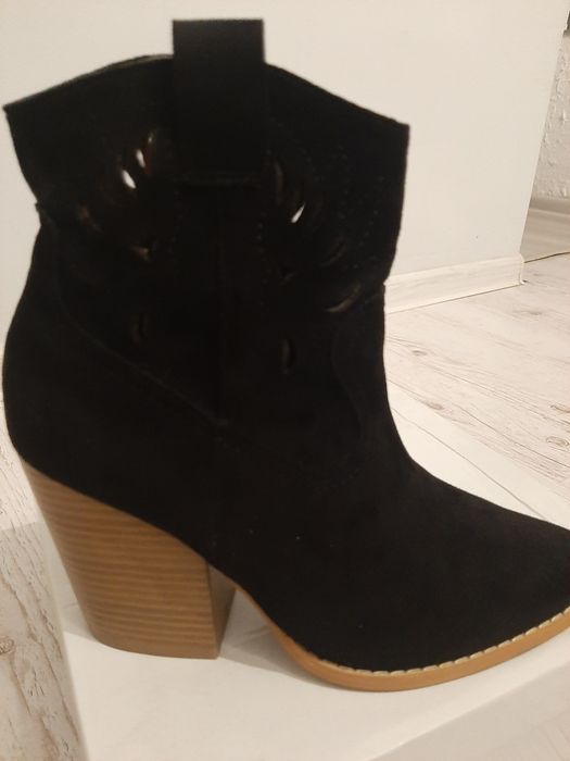Botki kowbojki czarne rozmiar 36