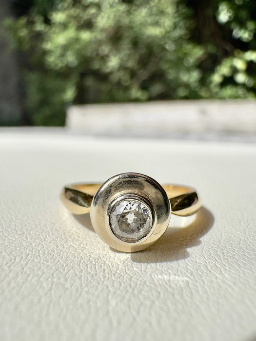 Elegancki Złoty pierścionek 585 z kamieniem – 3,72g, rozmiar 14 p.307