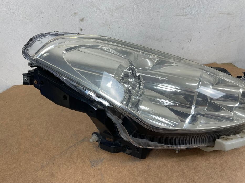 Lampa Prawa Przód Xenon Peugeot 4007 Kompletna Europał