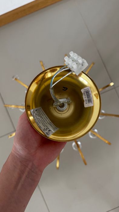 Złota lampa sufitowa z kryształkami