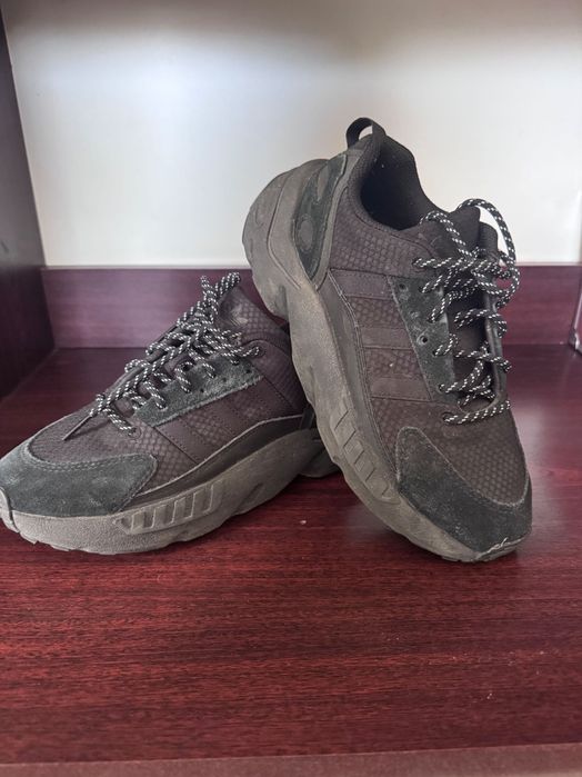 Кросівки Adidas жіночі