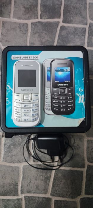 Telemóvel de Teclas Samsung E1200 Branco – Completo com Caixa e Carregador Original