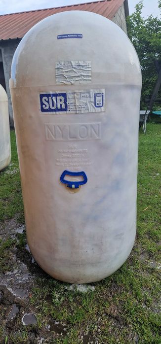 zbiornik na olej opałowy 2000l x 2 sztuki (wys. 150cm, szer. 80cm. dł. 220cm)