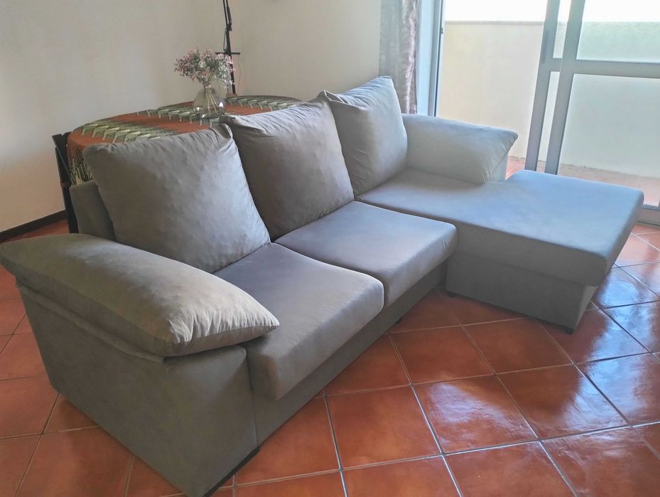 Sofá chaise longue, cinza antracite, três lugares