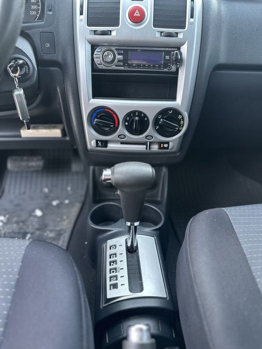 Хюндай гец 2008 року 1.4 бензин Автомат