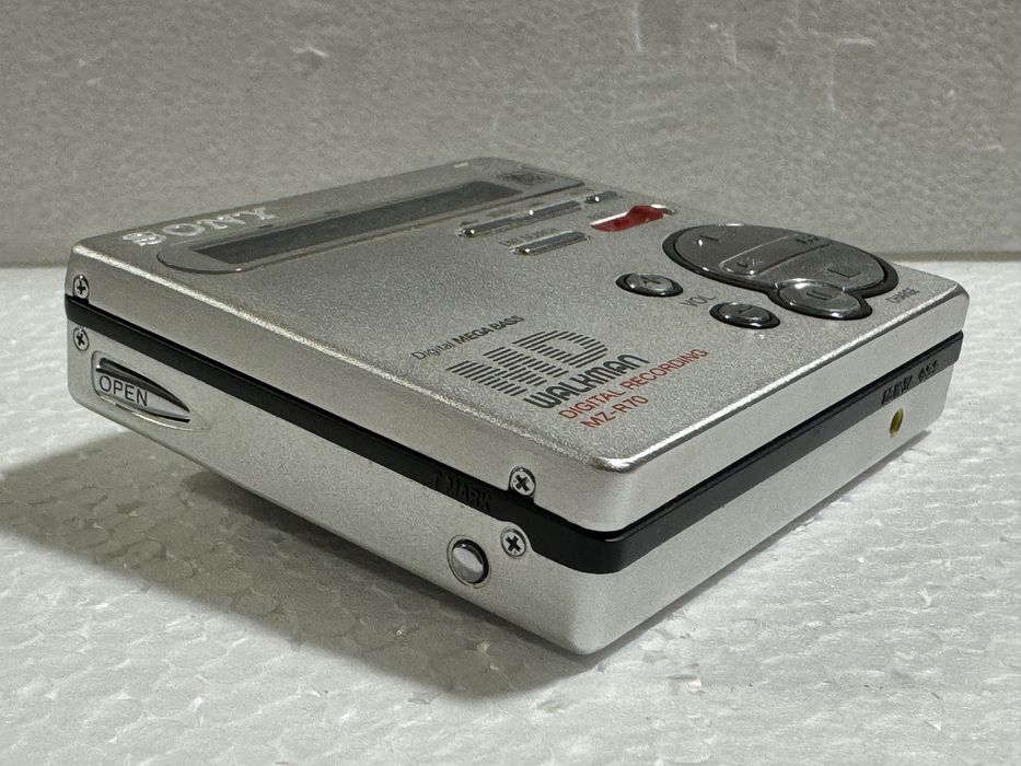 Sony mini disc mz-R70