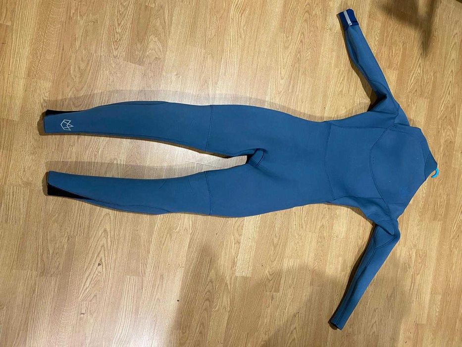 Fato Surf Manera Magma 4/3 Size L