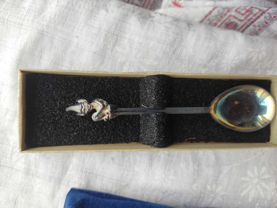 Сувенир ложка Exquisite Silver Plate  24 ct gold винтаж