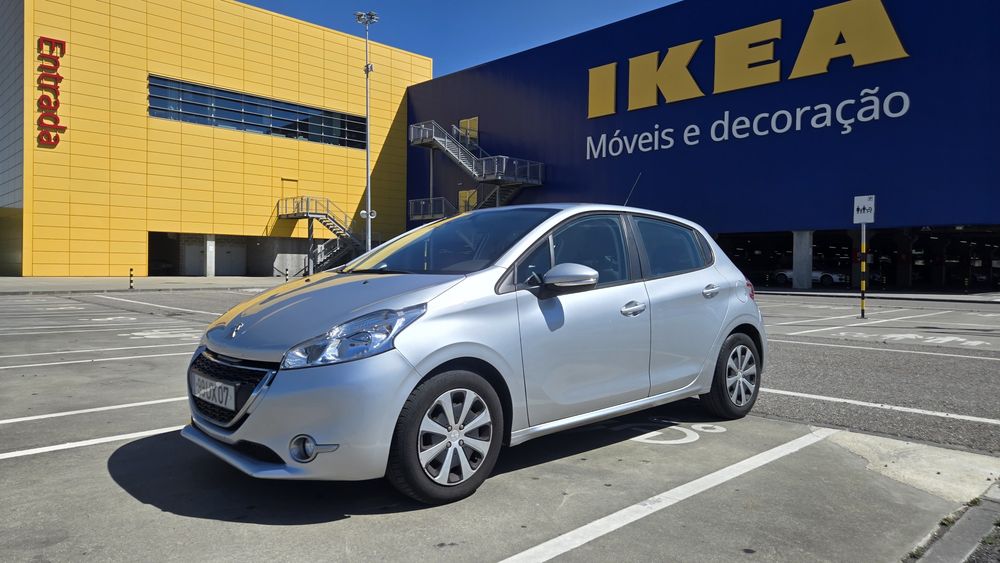Peugeot 208 1.4 D automático — photo 2