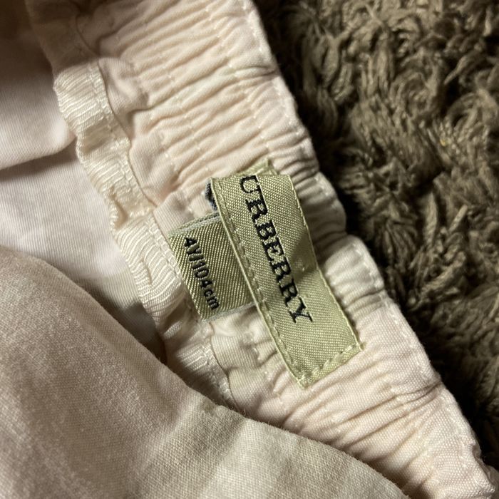 Burberry — дитяча спідниця