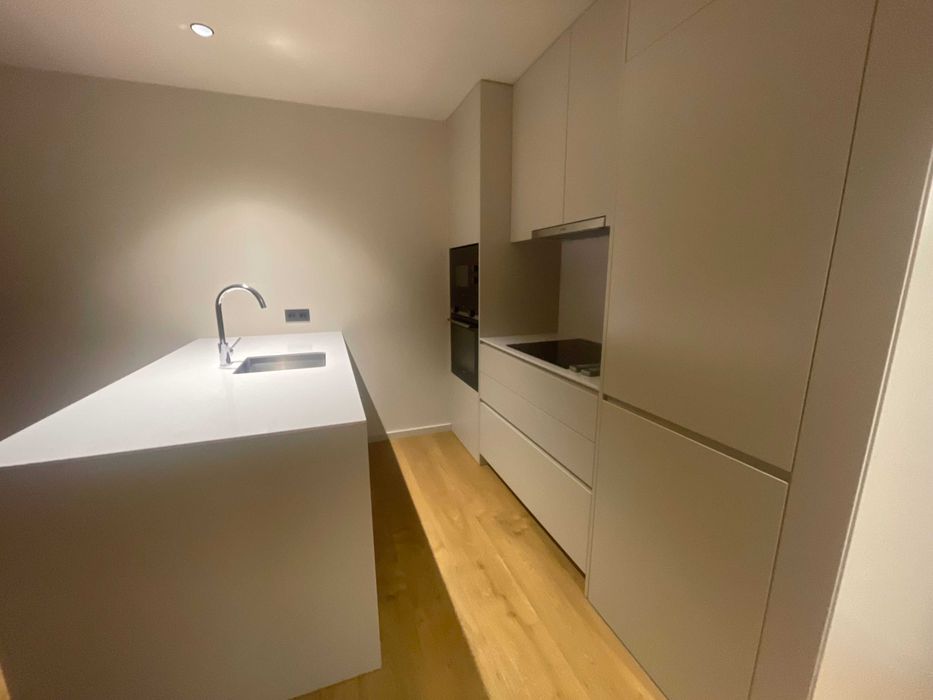 Apartamento T1+1 | Novo a Estrear | Centro da Vila