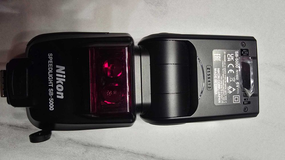 Aparat Nikon Z6II obiektyw Nikor 24-70/4 S lampa Nikon SB-5000