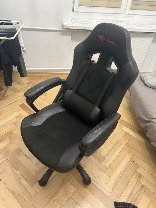 krzesło biurowe gamingowe genesis nitro 330