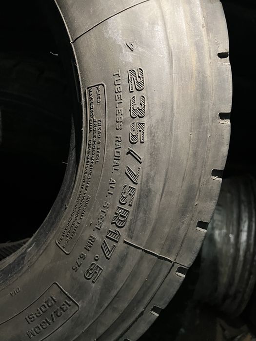 Шины бу 3 шт 235 75 17,5 Айлоус