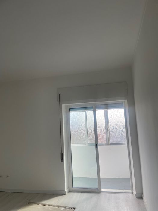 Apartamento T3 por arrendar sem contrato