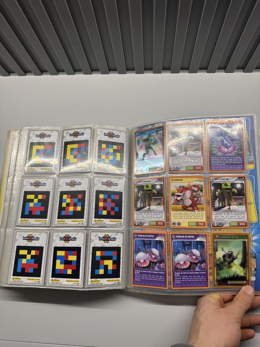 Coleção cartas Invizimals - Nova aliança