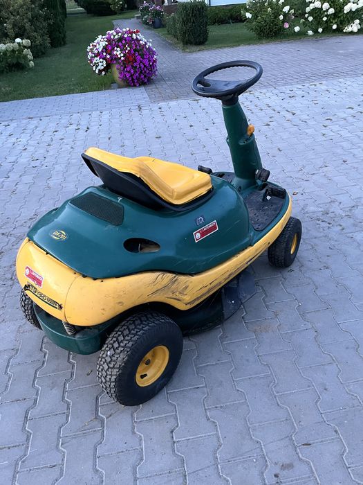 Kosiarka ciągniczek traktorek do trawy Yard Man