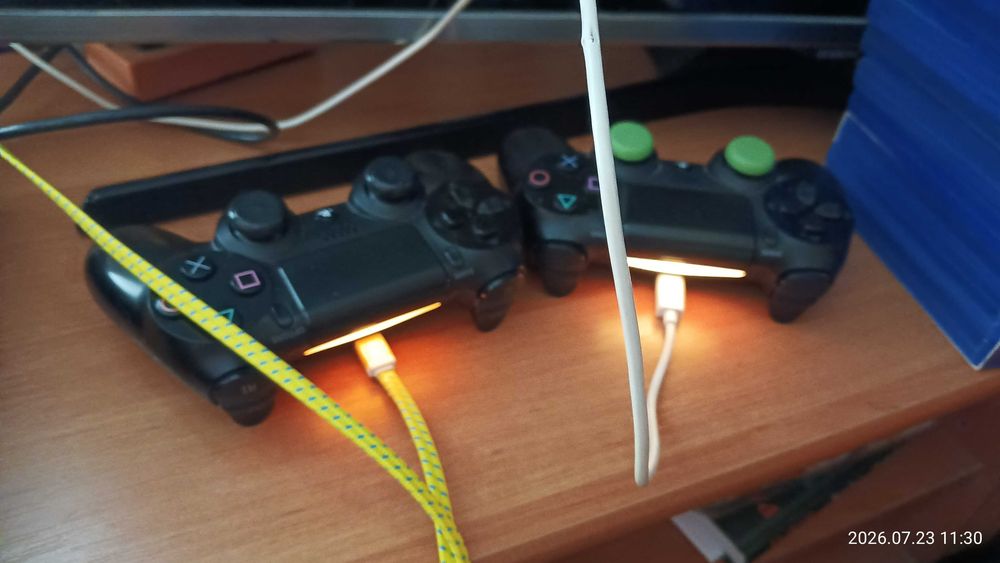 Konsola Sony Playstation 4 (zestaw)