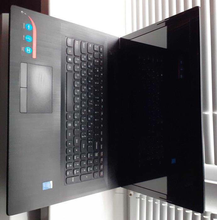 ноутбук Lenovo G70-80 (17.3", Intel Core i3)