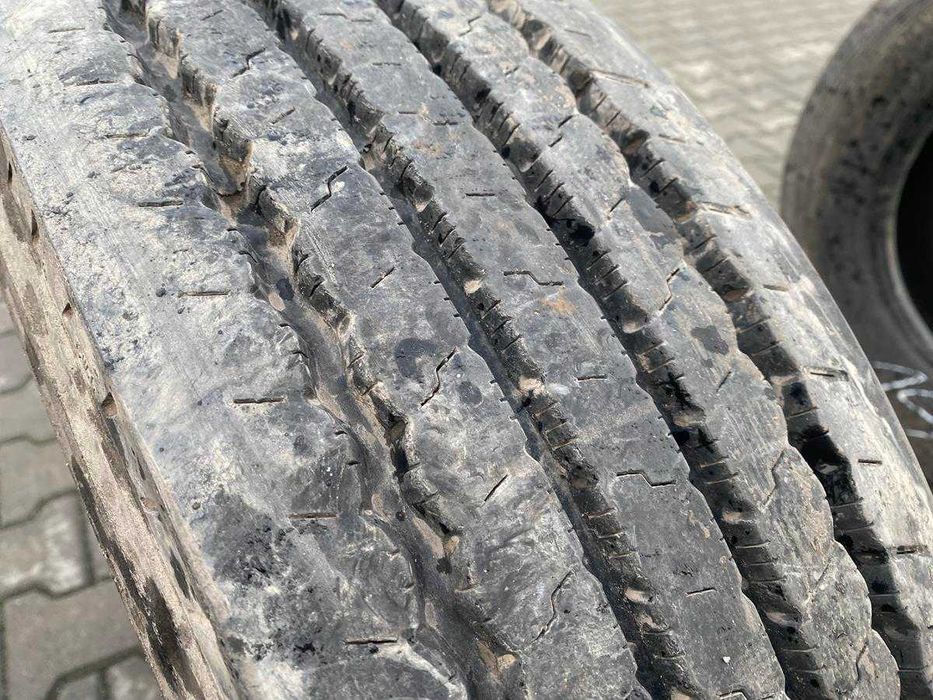 Opona 215/75R17.5 PIRELLI FR85 AMARANTO Przód 10mm