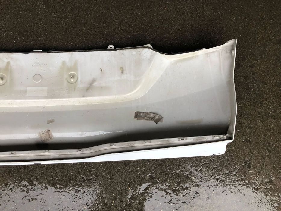 FORD FOCUS III TAMPA PLASTICO MALA - M322