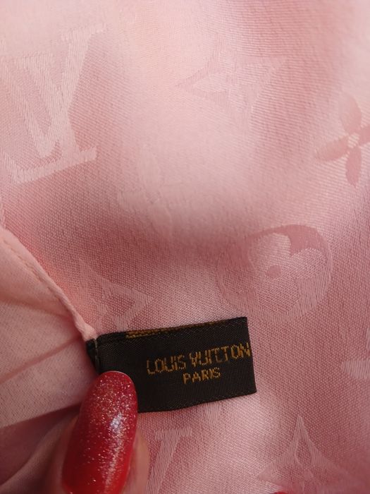 Палантины и платки Louis Vuitton щелк 100%