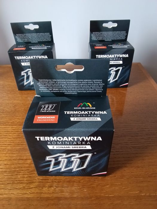 Trzy termoaktywne kominiarki z jonami srebra